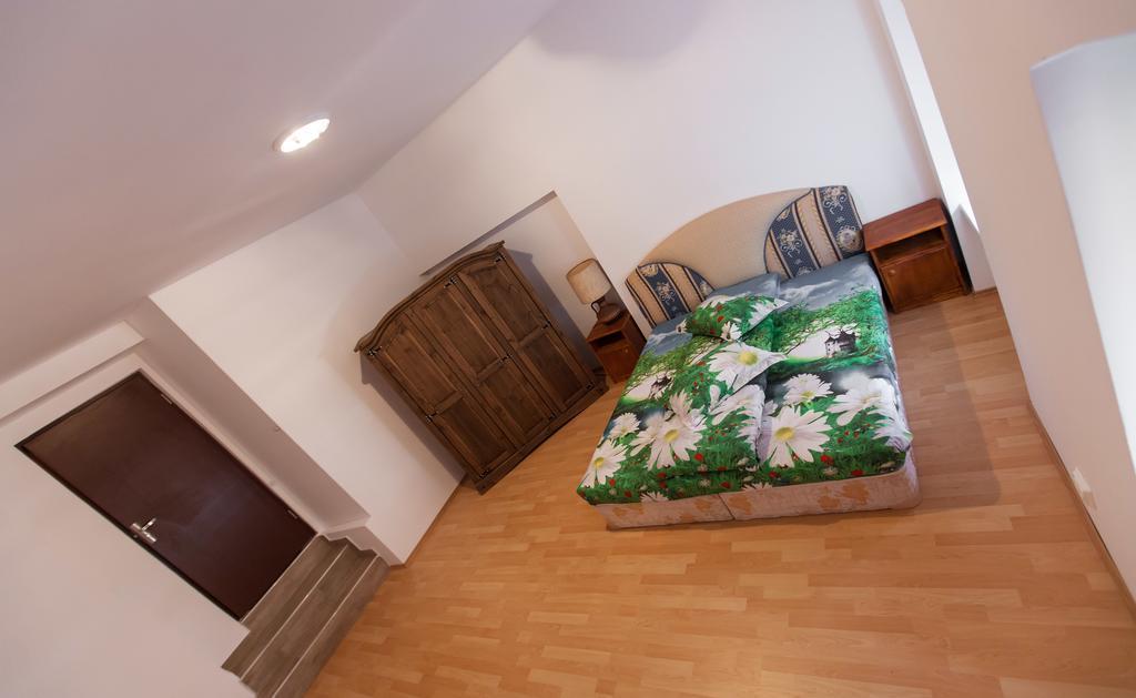 Matei Basarab Private Apartments Braşov Oda fotoğraf