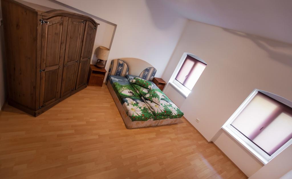 Matei Basarab Private Apartments Braşov Oda fotoğraf